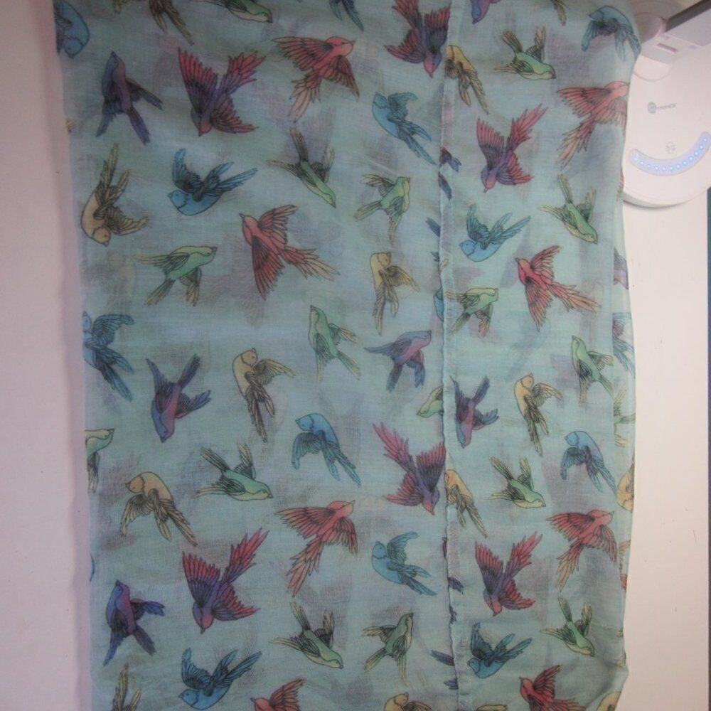 Infinity Scarf - Colorful Bird Pattern - Unbranded - Picture 9 of 9